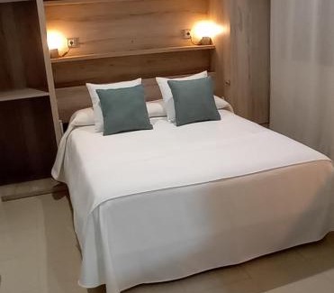 Tomares Apartment | Apartamento La Fuente 27