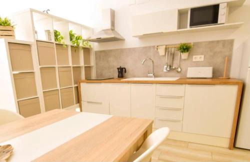 El Ejido Apartment | Apartamento Librun
