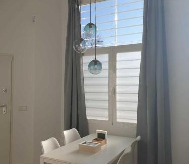 Pueblo Nuevo Apartment | Apartamento luminoso zona Ascao