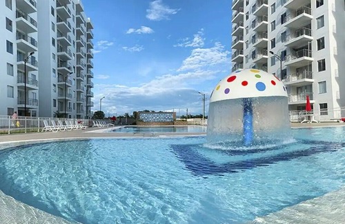 Girardot Apartment | Apartamento Moderno en conjunto cerrado con acceso a piscina para descansar.