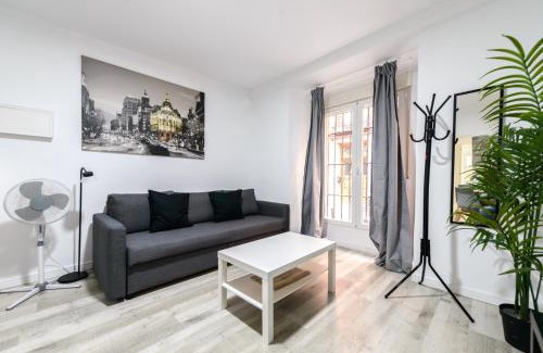 Embajadores Apartment | Apartamento Moderno y Céntrico en el Vibrante Lavapies