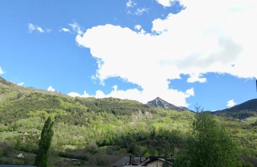 Benasque Apartment | Apartamento Pico de Alba
