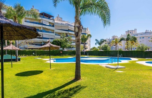 Torremolinos Apartment | Apartamento Playamar Torremolinos by Ruralidays
