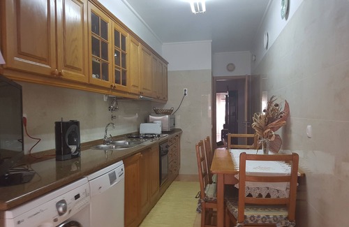 Pontinha Apartment | Apartamento espaçoso mt confortável, metro praticamente á porta, Pontinha Lisboa