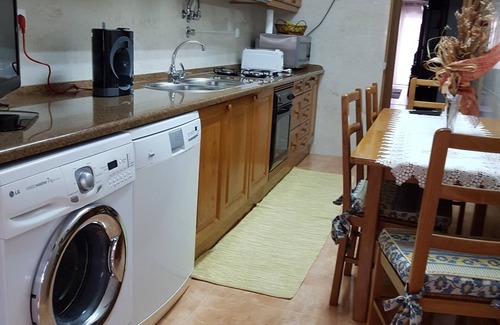 Pontinha Apartment | Apartamento espaçoso mt confortável, metro praticamente á porta, Pontinha Lisboa
