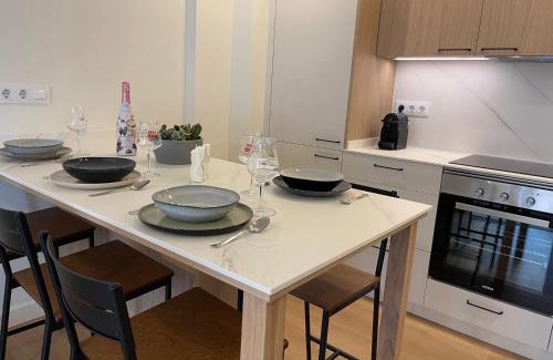 Mino Apartment | Apartamento R14 en Miño con 2 dormitorios, salón-cocina, 1 baño y zona de lavandería, situado cerca de las playas
