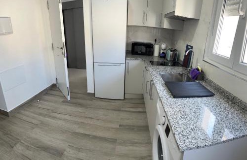 Bailen-Miraflores Apartment | Apartamento Tejares 4A