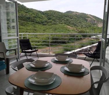Girardot Apartment | Apartamento vista a la montaña