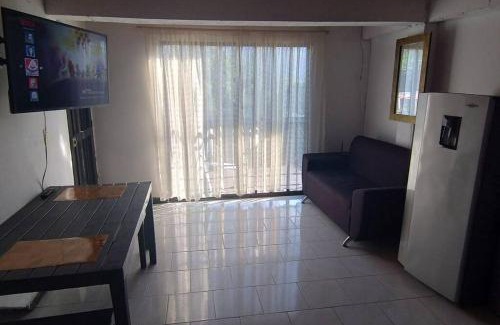 Villa Hermosa Apartment | Apartamento Vista Linda en la Mitad de Medellin