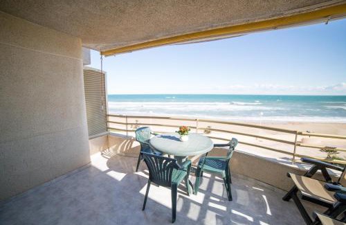 Plaza De La Costera Apartment | Apartamento Vistamar