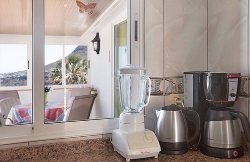 Bajamar Apartment | Apartamento vistas Bajamar close to the Beach with Sea View, Wi-Fi & Terrace