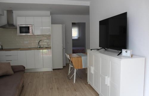 Playas del Palo Apartment | Apartamentos Angelita Plaza Beach
