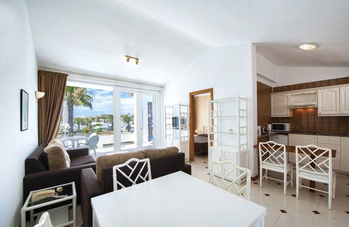 Costa Teguise Apartment | Apartamentos Camels Spring
