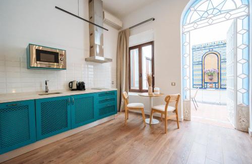 Encarnacion-Regina Apartment | Apartamentos "El Escondite de María"