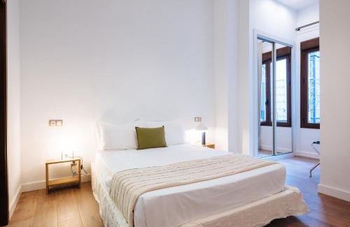 Encarnacion-Regina Apartment | Apartamentos "El Escondite de María"