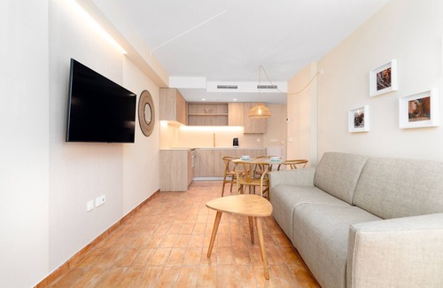 Ciutat de les Arts i les Ciencies Apartment | APARTAMENTOS LAS CIENCIAS I. WIFI + PARKING + AIRE ACONDICIONADO + BALCON