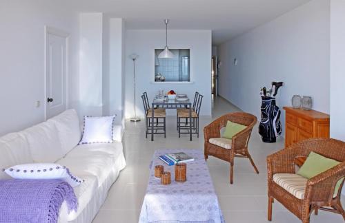 Pals Apartment | Apartamentos Golf Mar II by La Costa Resort