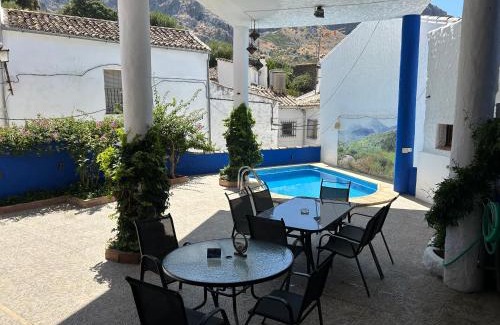 Benaocaz Apartment | Apartamentos Jaronil