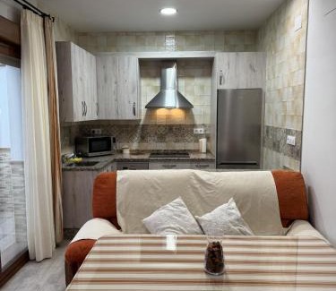 Aracena Apartment | Apartamentos La Gruta de Aracena con patio