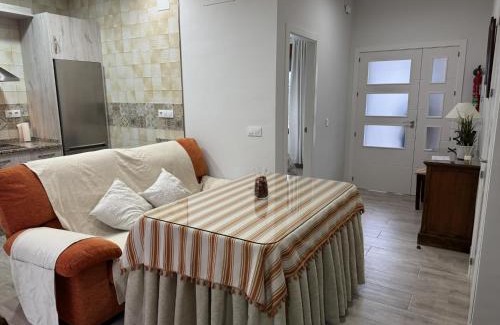 Aracena Apartment | Apartamentos La Gruta de Aracena con patio