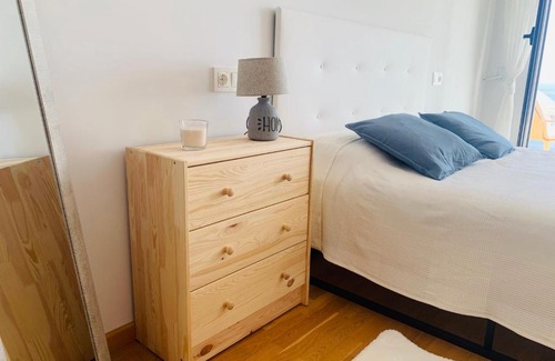 Burela Apartment | Apartamentos LAMAROSA - DELUX -PARKING-