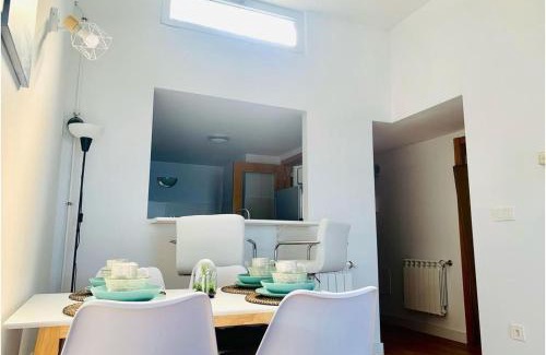 Burela Apartment | Apartamentos LAMAROSA -ATICO ,Vistas al Mar Cantabrico PARKING