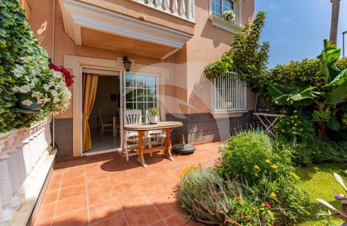 Arenas del Mar Apartment | Apartamentos Los Delfines