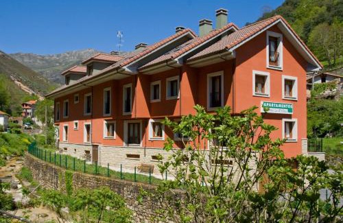 Carrena Apartment | Apartamentos Puente La Molina