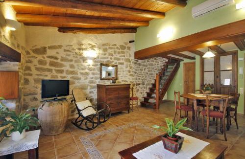 Valderrobres Apartment | Apartamentos Santa Agueda