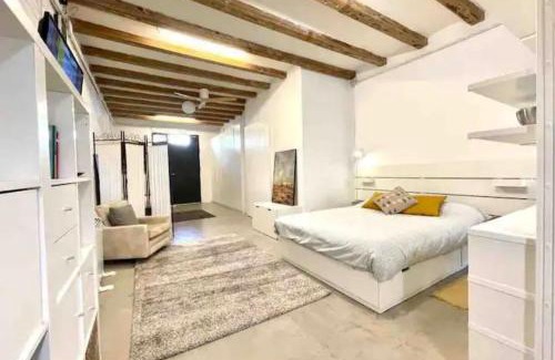El Parc i la Llacuna del Poblenou Apartment | Apartaments Bogatell