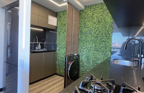 Suba Apartment | Apartasuite de Lujo Inteligente con Chimenea