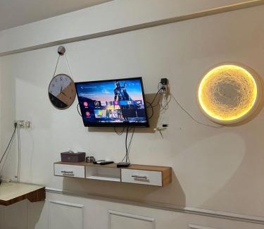 Cikarang Hotel | Apartemen Riverview Tower Mahakam By UVrooms