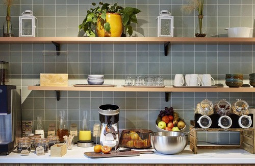 Combat Apartment | Aparthotel Adagio Paris Buttes Chaumont