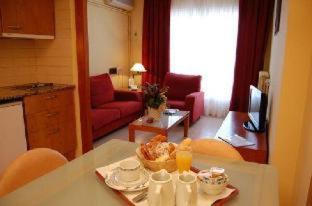 El Putget i Farro Apartment | Aparthotel Bertrán