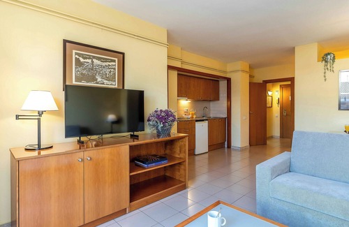 El Putget i Farro Apartment | Aparthotel Bertran
