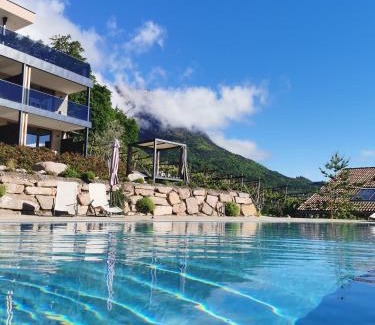 Caldaro Sulla Strada del Vino Hotel | Aparthotel Malga
