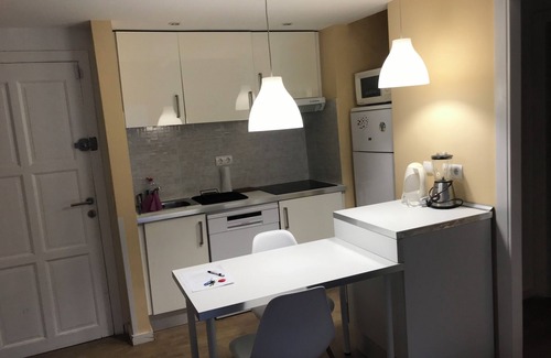 Sant Antoni de Portmany Apartment | Apartment in first line beach for temporary stays