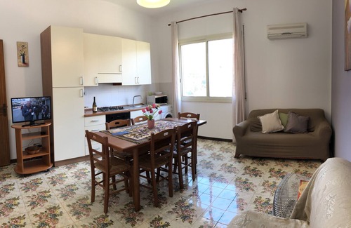 Castellammare del Golfo Apartment | Apartment in villa with equipped wi-fi terrace 2 minutes from the sea