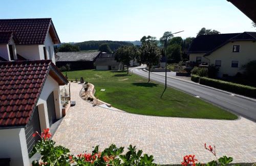 Ammeldingen bei Neuerburg Apartment | Apartment near the forest in Emmelbaum