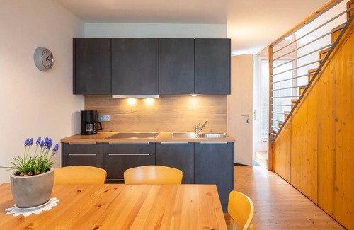 Kressbronn Apartment | Apartment '2' with Lake View, Private Terrace and Wi-Fi