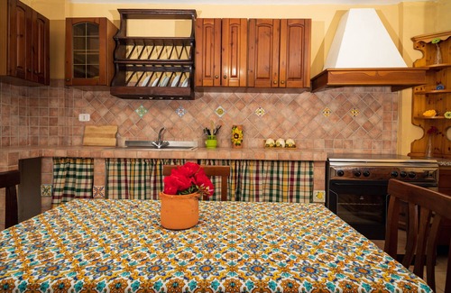 Rovittello Apartment | Apartment "Borgo Santa Caterina Albego Diffuso" with Mountain View