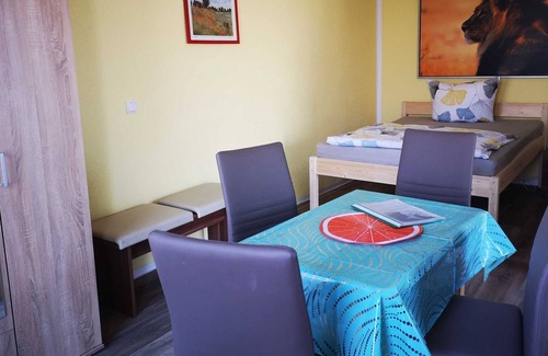 Senftenberg Apartment | Apartment 1 - City-Pension-Senftenberg