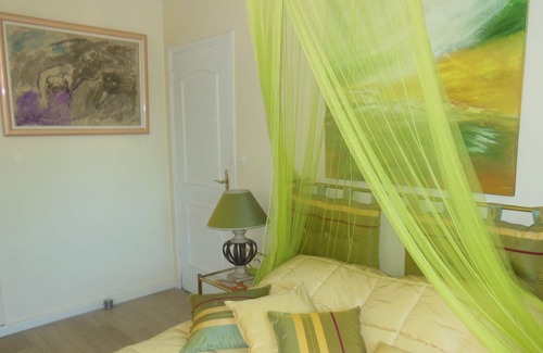 Les Baraques Apartment | APARTMENT 150 M2 IN CHARMING VILLA (VILLA HIGH)