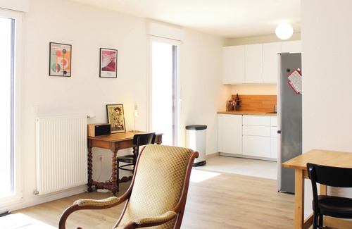 Aubervilliers Apartment | Apartment 2 bedrooms with balcony