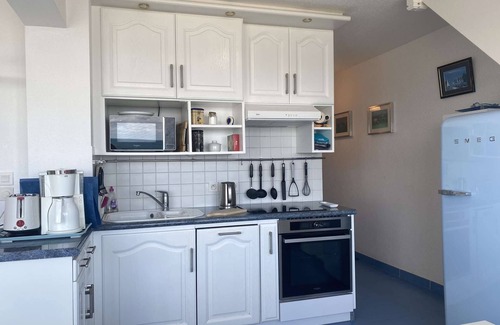 Tregastel Apartment | Apartment. 2 bedrooms EXCEPTIONAL SEA VIEW, Greve Blanche beach TREGASTEL