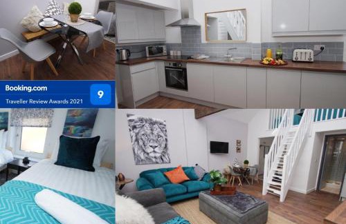 Offerton Apartment | Apartment 2 Broadhurst Court sleeps 6, minutes from town centre & trains