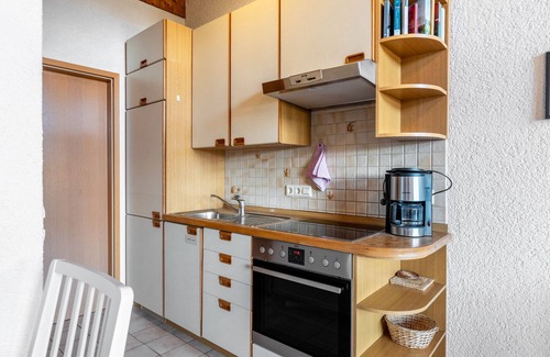 Bodman-Ludwigshafen Apartment | Apartment '2' with Shared Garden, Balcony and Wi-Fi