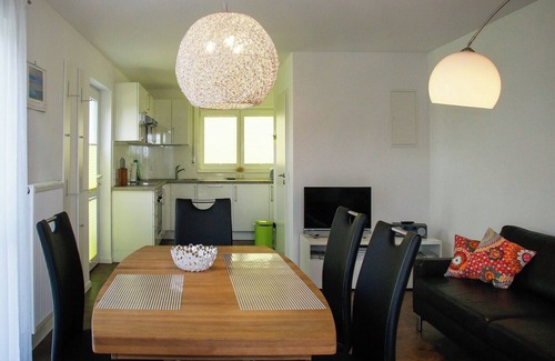Wasserburg Apartment | Apartment '2, 49qm, Balkon' with Shared Pool, Shared Terrace and Wi-Fi