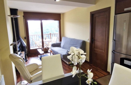 La Molina Apartment | Apartment 2 rooms Fireplace, Views & very close to Slopes