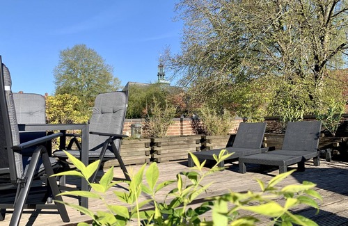 Emden Apartment | Apartment 2, studio in central location with large sun terrace
